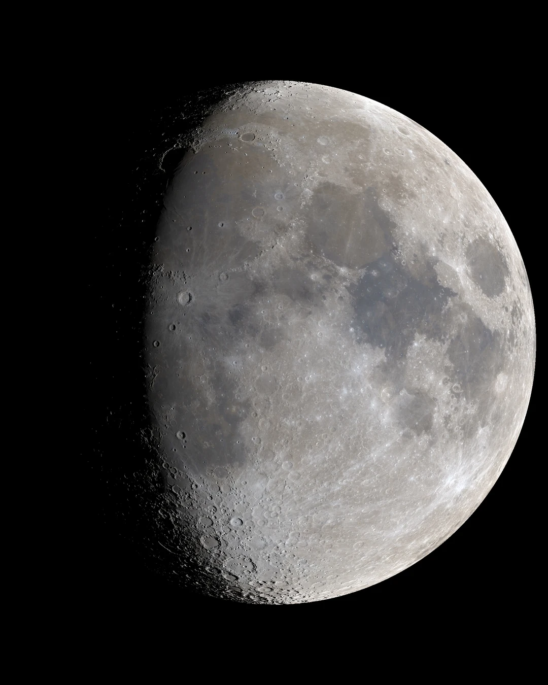 02 / 13 · Waxing Gibbous 75%